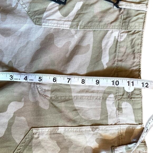 Paige Denim Mayslie Short- Camo Print - Picture 13 of 14